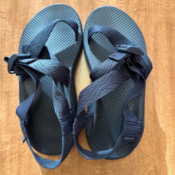 Men’s Chaco Navy Blue Sandals - Picture 1 of 5